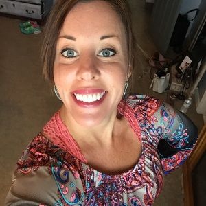 Meet your Posher, Kelly